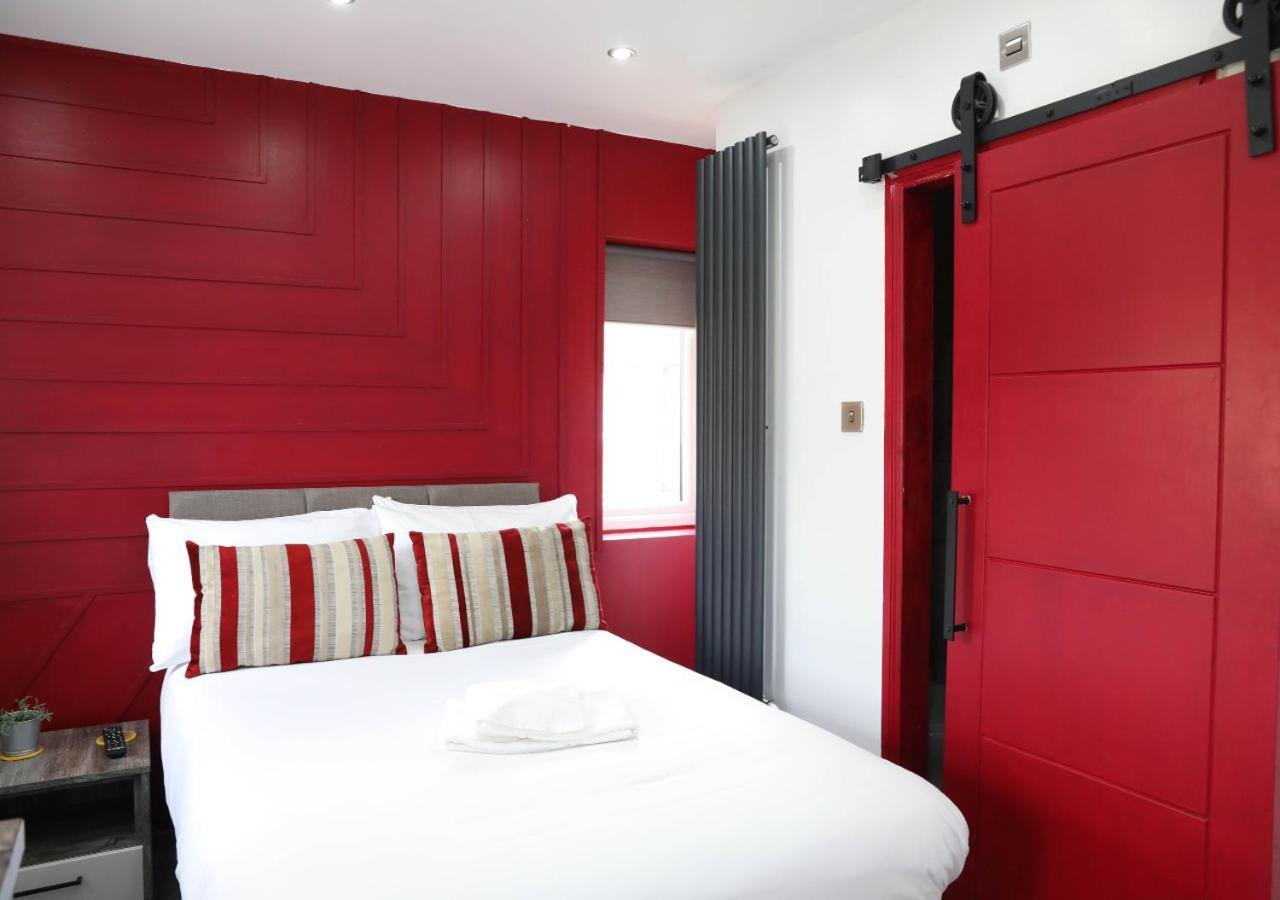 Cb Stays - Private Rooms With Ensuite And Kitchenette In Peterborough Kültér fotó